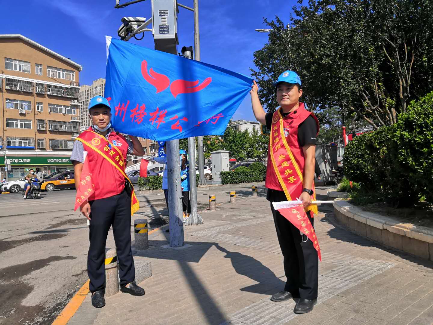 <strong>俄国老妇女性生活内射视频</strong>